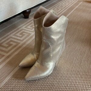 Dolce Vita gold booties size 6.5